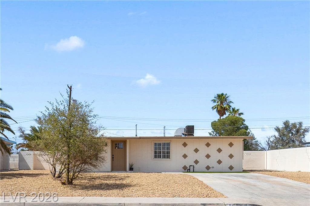 1612 Palora Avenue MLS photo 26